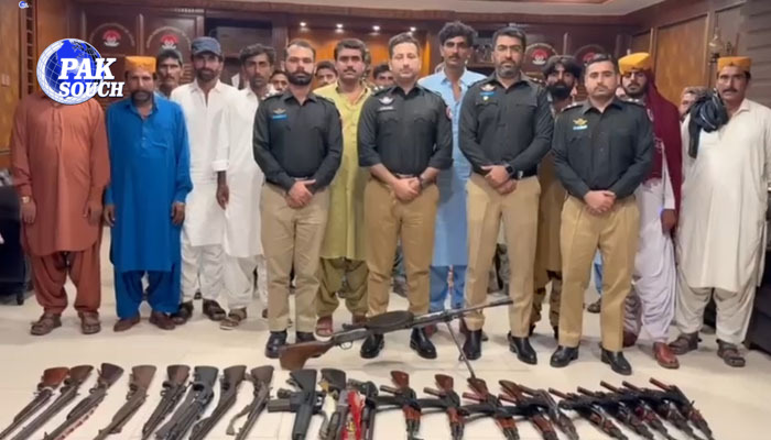 15-Year Tribal Feud Ends in Larkana as 28 Individuals Surrender to Police
